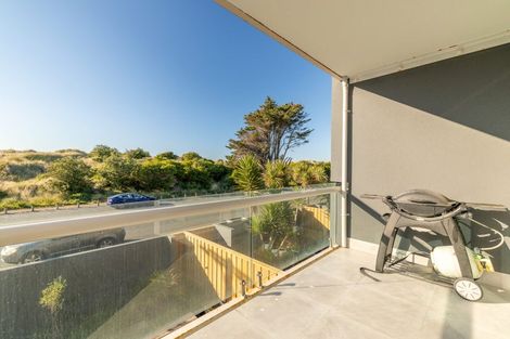 Photo of property in 5/272 Marine Parade, New Brighton, Christchurch, 8061