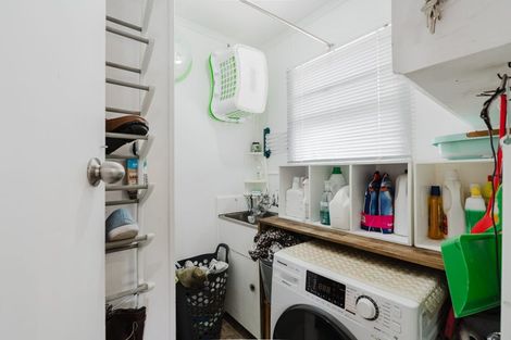 Photo of property in 4 Bremridge Place, Melville, Hamilton, 3206