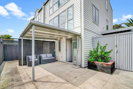 Photo of property in 1/86 Springfield Road, St Albans, Christchurch, 8014