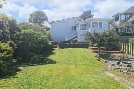 Photo of property in 4 Lochiel Road, Khandallah, Wellington, 6035