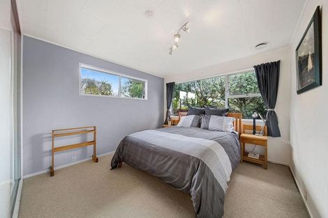 Photo of property in 9 Pixie Place, Pakuranga Heights, Auckland, 2010