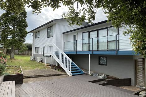 Photo of property in 103 Hutchinsons Road, Bucklands Beach, Auckland, 2014