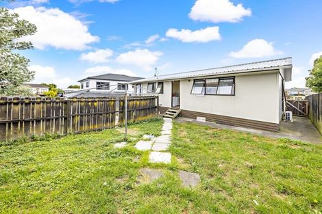 Photo of property in 1/62 Othello Drive, Clover Park, Auckland, 2023