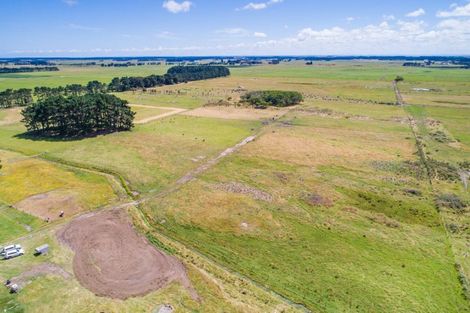 Photo of property in 76 Himatangi Beach Road, Himatangi, Foxton, 4891