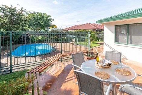 Photo of property in 30 Caversham Drive, Rototuna, Hamilton, 3210