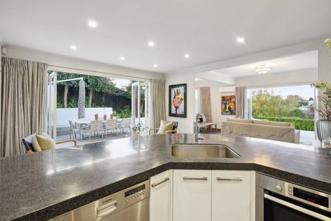 Photo of property in 11 Awatere Avenue, Beerescourt, Hamilton, 3200