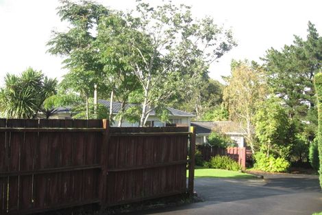 Photo of property in 2/95 Archmillen Avenue, Pakuranga Heights, Auckland, 2010