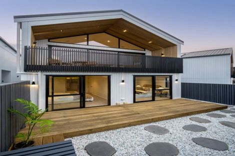 Photo of property in 15b Kiri Place, Mairangi Bay, Auckland, 0630