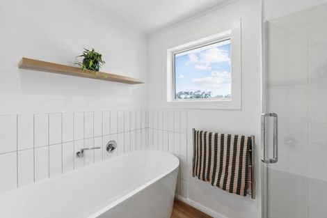 Photo of property in 5 Kokako Road, Otaihanga, Paraparaumu, 5036