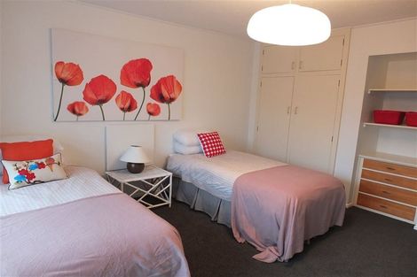 Photo of property in 2/4 Molesworth Place, Somerfield, Christchurch, 8024