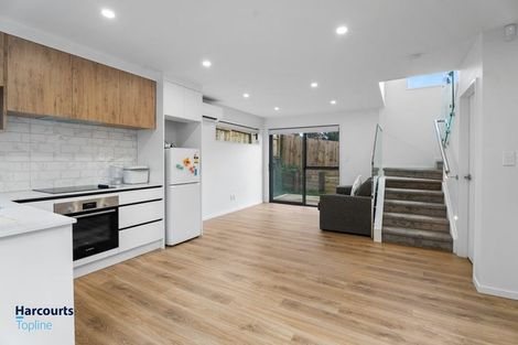 Photo of property in 26f Sheridan Drive, New Lynn, Auckland, 0600