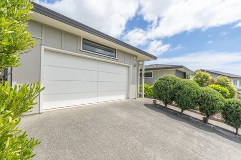 Photo of property in 8 Dusky Crescent, Aotea, Porirua, 5024