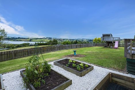 Photo of property in 158 Petley Road, Paparoa, 0571