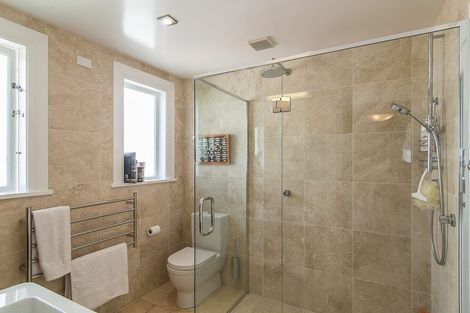 Photo of property in 7 Kio Road, Hataitai, Wellington, 6021