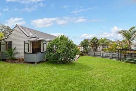 Photo of property in 3 Rhinevale Close, Henderson, Auckland, 0612