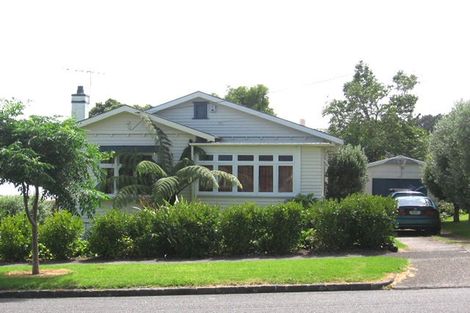 Photo of property in 3 Chatham Avenue, Mount Albert, Auckland, 1025