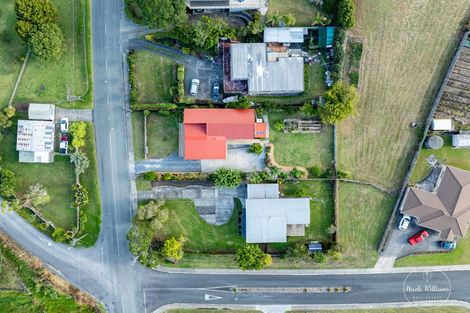 Photo of property in 37 Whaka Street, Maungaturoto, 0520