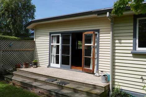Photo of property in 27 Ensors Road, Opawa, Christchurch, 8023