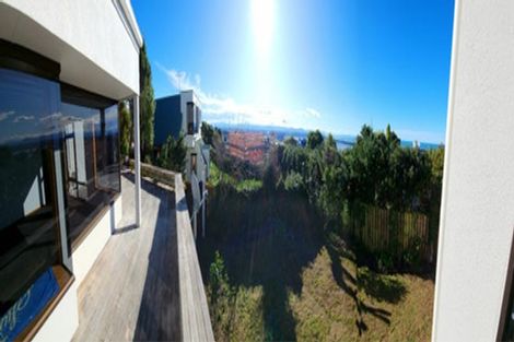 Photo of property in 7 Drayton Drive, Mount Pleasant, Christchurch, 8081