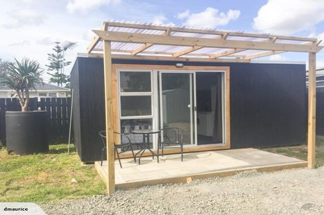 Photo of property in 9 Kambalda Street, Mangere Bridge, Auckland, 2022
