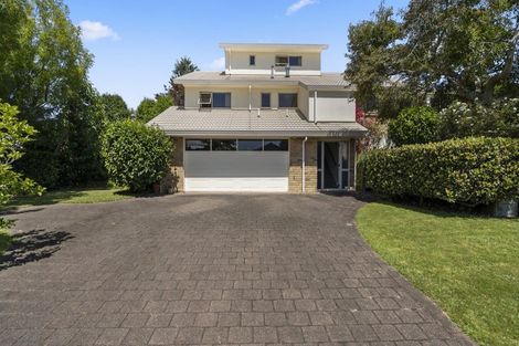 Photo of property in 1 Maple Crescent, Whalers Gate, New Plymouth, 4310