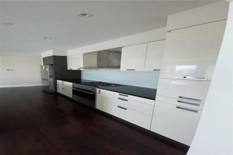 Photo of property in 4/28a Carlton Mill Road, Merivale, Christchurch, 8014