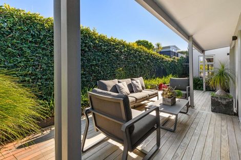 Photo of property in 292a Oceanbeach Road, Mount Maunganui, 3116