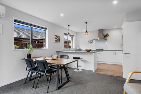 Photo of property in 43 Tara Crescent, Woodend, 7610