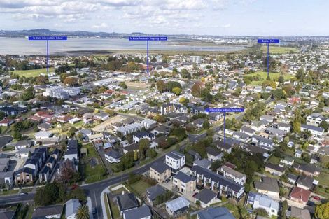 Photo of property in 32 Kervil Avenue, Te Atatu Peninsula, Auckland, 0610