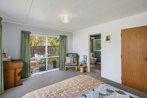 Photo of property in 469 Te Moana Road, Waikanae, 5036
