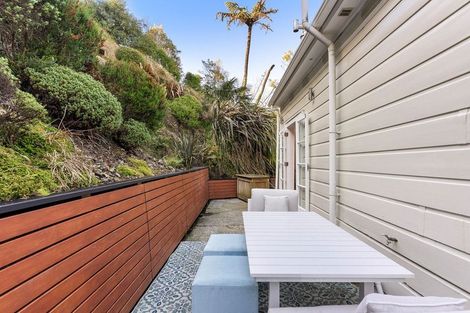 Photo of property in 28 Crieff Street, Northland, Wellington, 6012