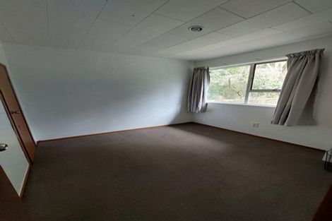 Photo of property in 2/14 Spinella Drive, Bayview, Auckland, 0629