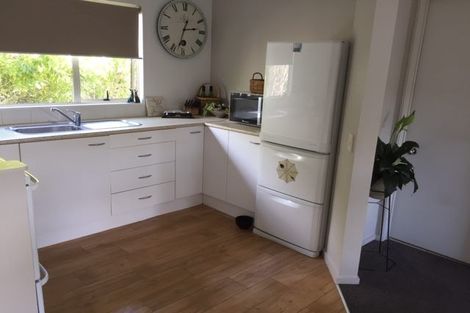 Photo of property in 5 Tern Place, Unsworth Heights, Auckland, 0632