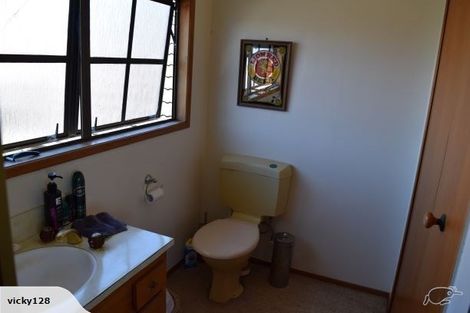 Photo of property in 1/48 East Coast Road, Milford, Auckland, 0620