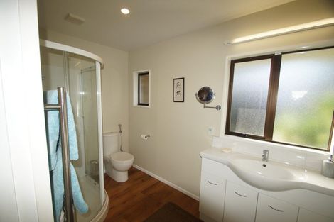 Photo of property in 2/8 Ilam Park Place, Ilam, Christchurch, 8041