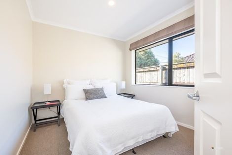 Photo of property in 24 Pinehill Crescent, Trentham, Upper Hutt, 5018