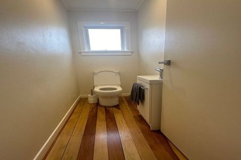 Photo of property in 175 Ngamotu Road, Spotswood, New Plymouth, 4310