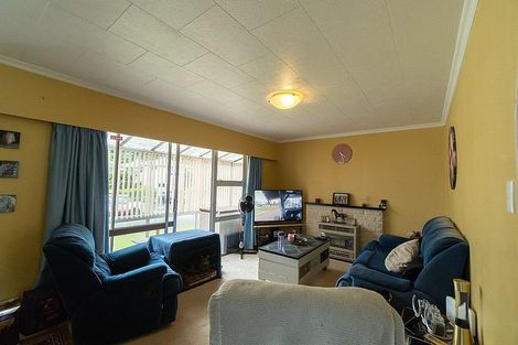 Photo of property in 10 Clearmont Crescent, Blagdon, New Plymouth, 4310