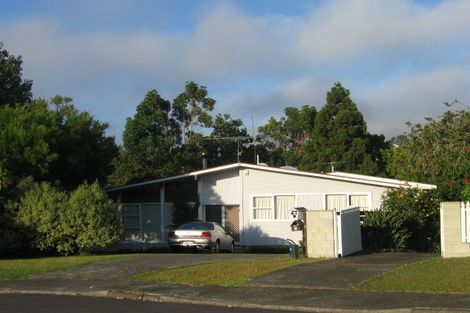 Photo of property in 11 Mchardy Place, Glenfield, Auckland, 0627