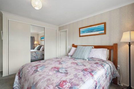 Photo of property in 1/7 Kathleen Place, Rainbow Point, Taupo, 3330