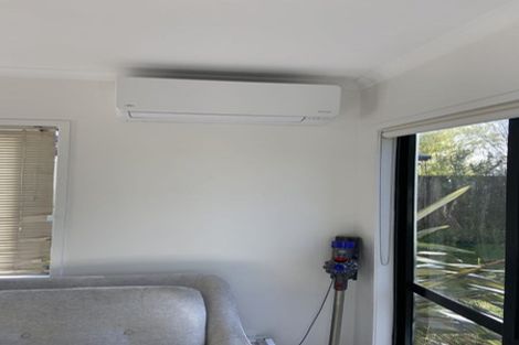 Photo of property in 45 Tiri Tiri Road, Birkdale, Auckland, 0626