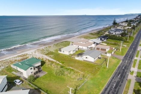 Photo of property in 425 Pukehina Parade, Pukehina, Te Puke, 3189