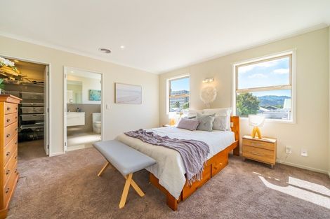 Photo of property in 5 Latimer Way, Petone, Lower Hutt, 5012