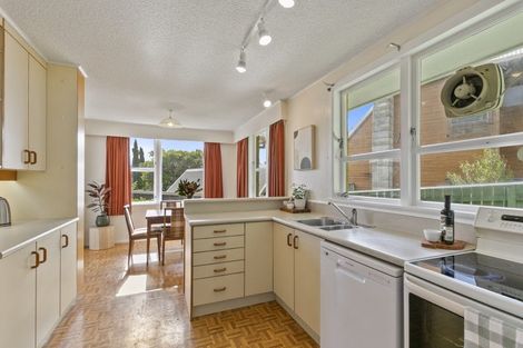 Photo of property in 196 Pembroke Road, Wilton, Wellington, 6012