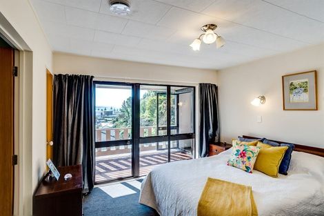 Photo of property in 17 Goldsmith Road, Hospital Hill, Napier, 4110