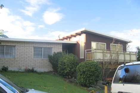 Photo of property in 6 Turriff Crescent, Tawa, Wellington, 5028