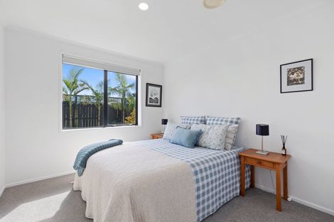 Photo of property in 19 Beachmere Place, Papamoa Beach, Papamoa, 3118