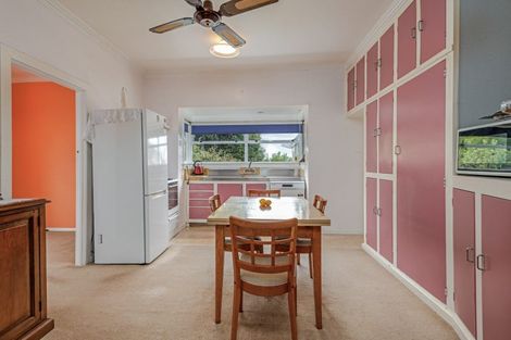 Photo of property in 49 Holland Crescent, Bulls, 4818