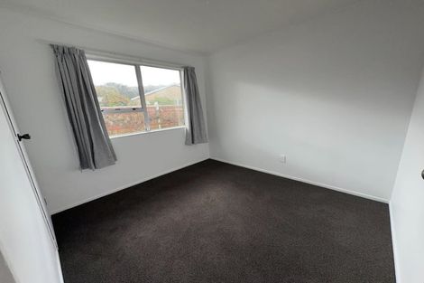 Photo of property in 2 Wyoming Grove, Totara Park, Upper Hutt, 5018