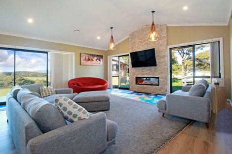 Photo of property in 85 Storey Road, Otaua, Waiuku, 2682